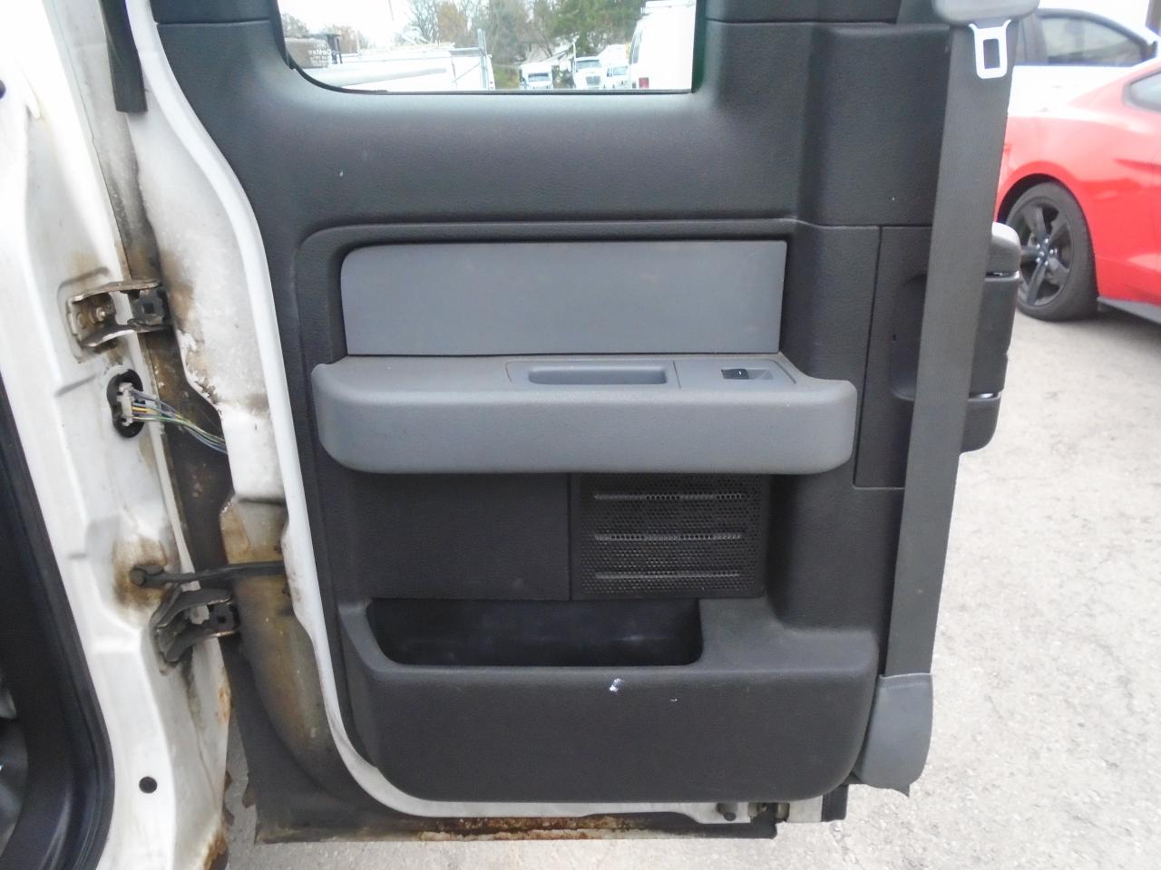 2011 Ford F-150 2WD SuperCab 145 XL EXTENDED CAB STD - Photo #19