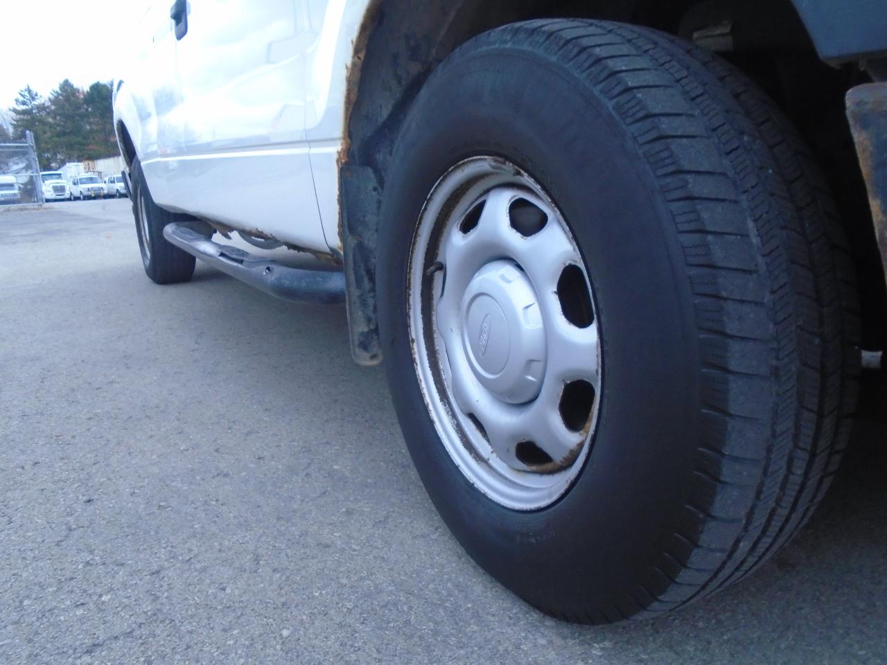 2011 Ford F-150 2WD SuperCab 145 XL EXTENDED CAB STD - Photo #25