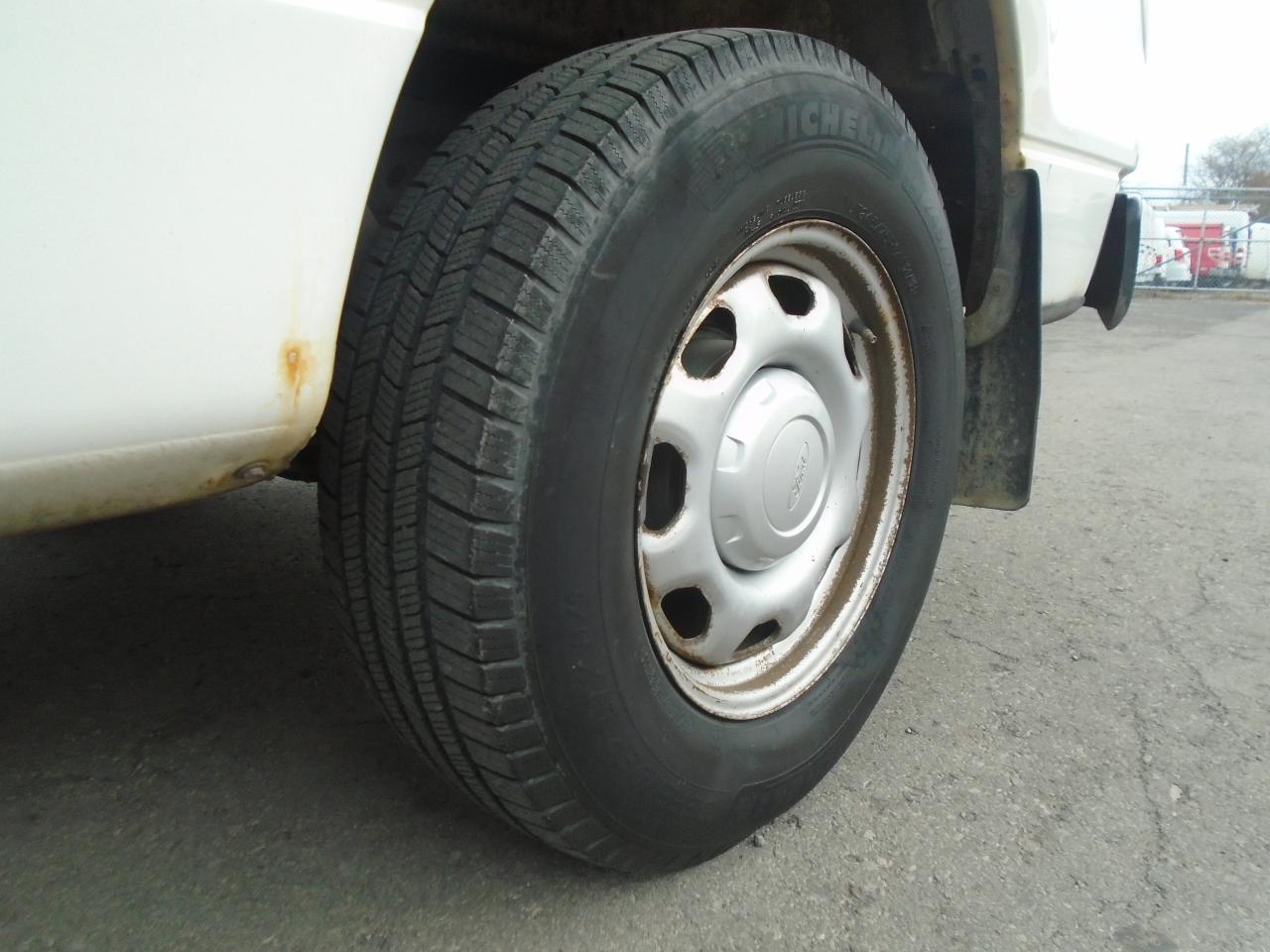 2011 Ford F-150 2WD SuperCab 145 XL EXTENDED CAB STD - Photo #27