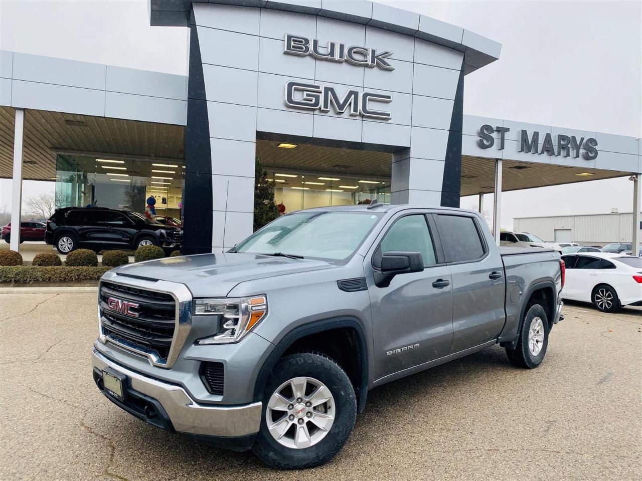 2.7L Turbo Engine | Satin Steel Metallic | Black | 4x4 | 4 door | Crew Cab<div> </div><ul><li>Apple CarPlay/Android Auto smart device mirroring</li><li>Rear mounted camera</li><li>Brake assist system</li><li>Primary monitor touchscreen</li><li>AutoTrac part-time 4WD</li><li>Teen Driver restricted driving mode</li><li>Wireless audio streaming</li><li>Immobilizer</li><li>Bluetooth handsfree wireless device connectivity</li><li>Trailer sway control</li><li>GMC Infotainment System external memory control</li><li>Internet radio capability</li></ul><div> </div><blockquote>CARFAX | One Owner | Service Records Available</blockquote><div>At St Marys Buick GMC, our skilled sales team is enthusiastic about sharing their expertise with you. We're here to answer any questions you may have and make arrangements for a test drive that suits your schedule. Let us assist you in finding the perfect vehicle to match your needs and preferences.</div><div> </div><div>Don't hesitate to reach out to us via this listing or by phone. We're ready and willing to help make your car-buying experience enjoyable and hassle-free!</div><div> </div><div>This vehicle is currently showcased at our location in St Marys. </div><div> </div><div>Our operating hours are as follows: Monday to Friday: 9:00 am-6:00 pm, Saturday: 9:00 am-3:00 pm, Sunday: Closed.</div><div> </div><div>We're looking forward to serving you soon!</div><div> </div><div>Additional HST and licensing fees apply.</div><div> </div><div>Please contact us for further details.</div><div> </div><div>UpAuto, born from a vision to redefine automotive retailing, signifies a departure from the conventional dealership archetype. It's a purpose-built enterprise meticulously crafted to drive growth and enhance performance across all its dealership entities, with a steadfast commitment to benefiting all involved parties.</div><div>The name "UpAuto" isn't just a title; it's a philosophy—an embodiment of the company's unwavering dedication to upward mobility in every operational facet within its dealership network. With an ethos rooted in maximizing performance and delivering unparalleled quality results, UpAuto inaugurates a new era in automotive retail, where innovation and excellence seamlessly merge to shape the future of the industry.</div><div> </div>