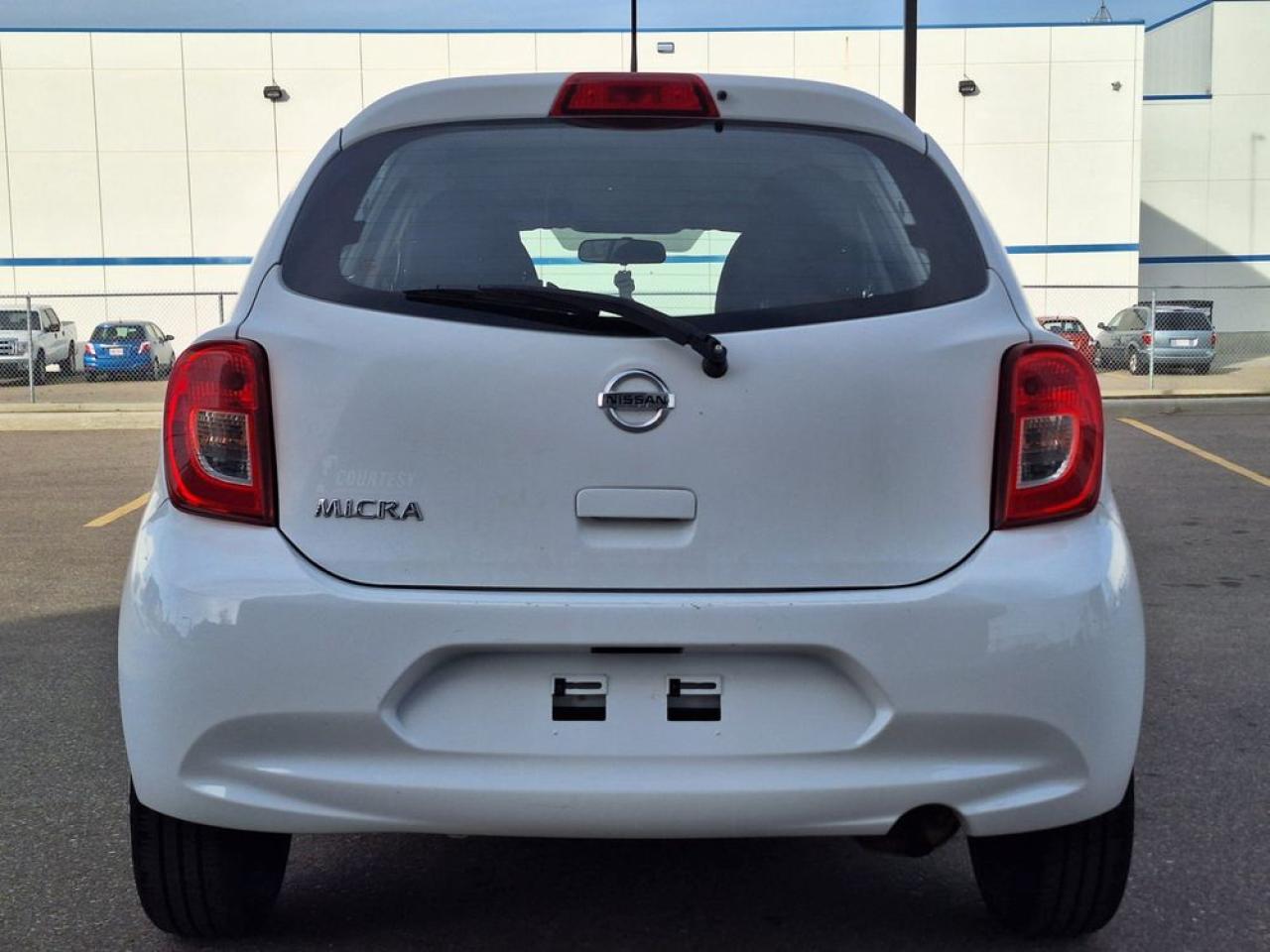 2017 Nissan Micra S |HANDS FREE CALLING  | DEMO SPECIAL Photo4