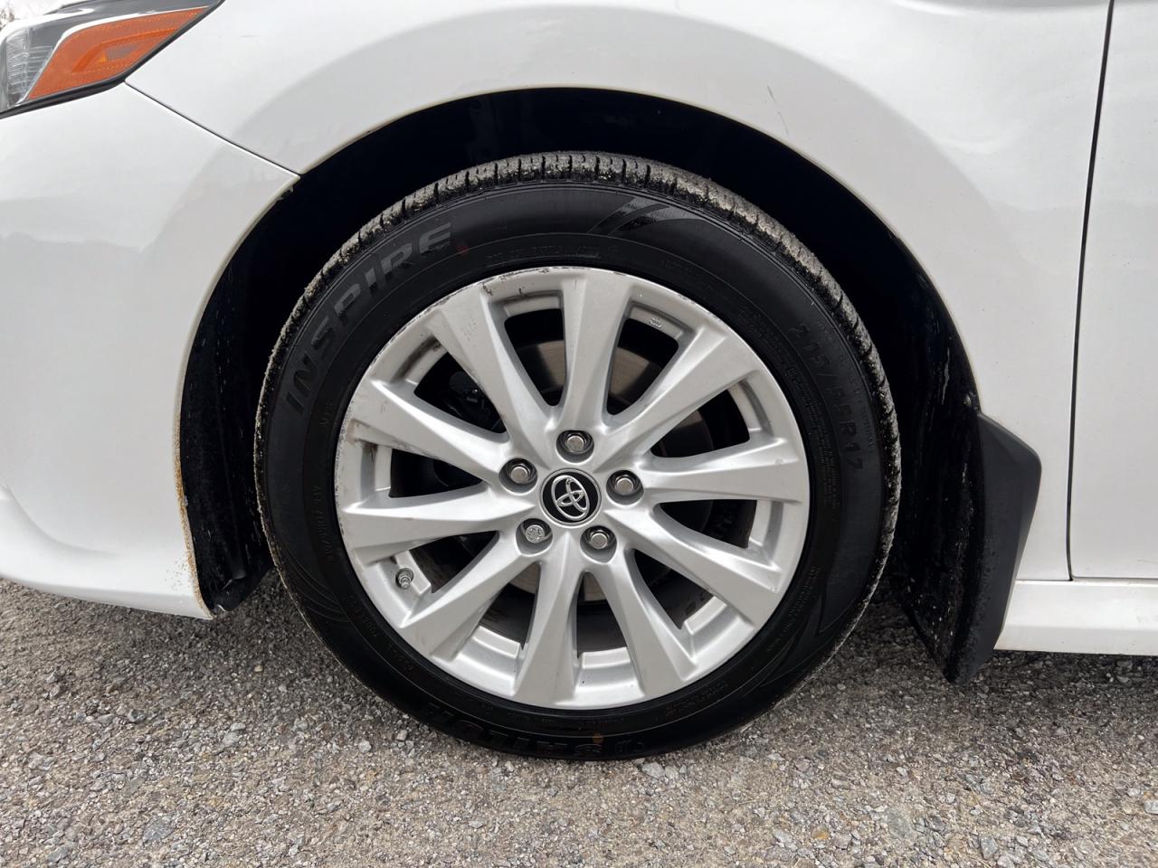 2019 Toyota Camry LE - Photo #8