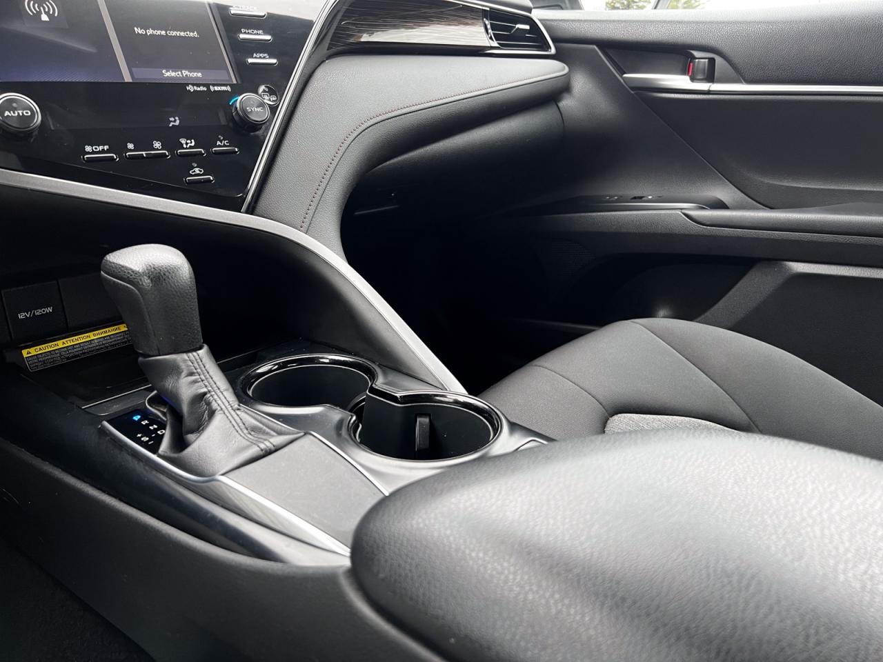 2019 Toyota Camry LE - Photo #10