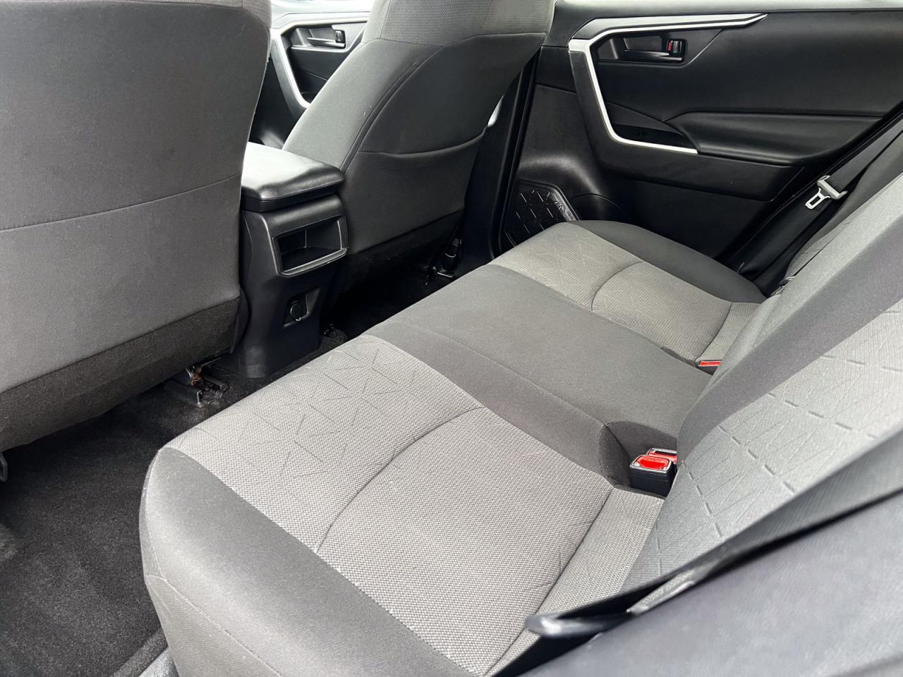 2021 Toyota RAV4 LE - Photo #16