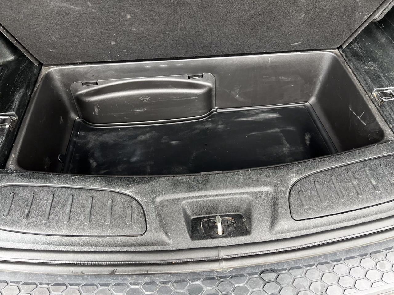 2018 Dodge Durango Special Service AWD - Photo #21