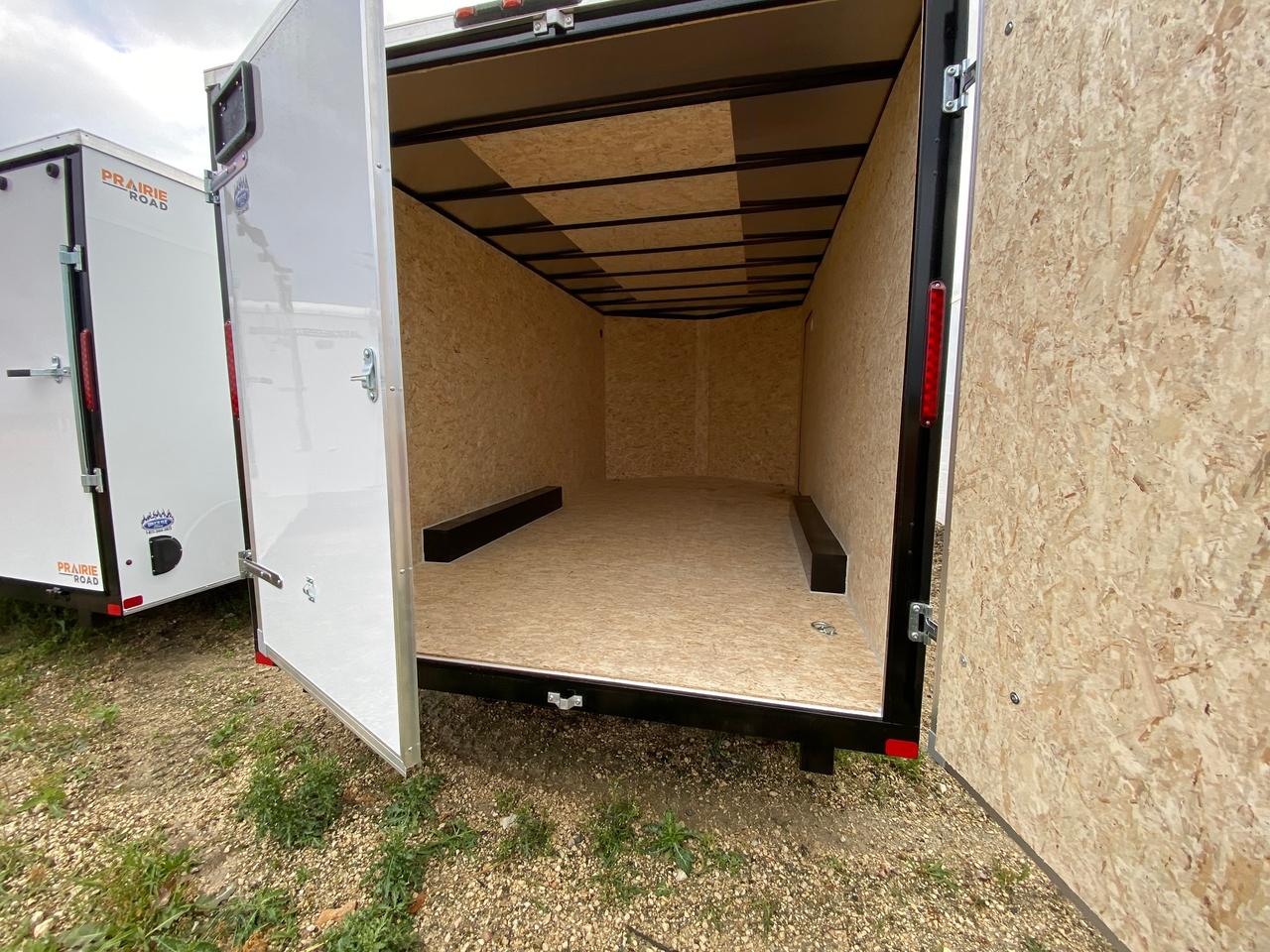 2025 Prairie Road Enclosed Cargo 8.5 x 16' Prairie Road Barn Door Photo5