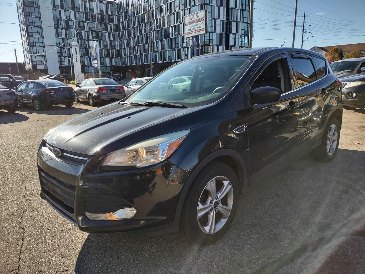2014 Ford Escape FWD 4dr SE - Photo #2