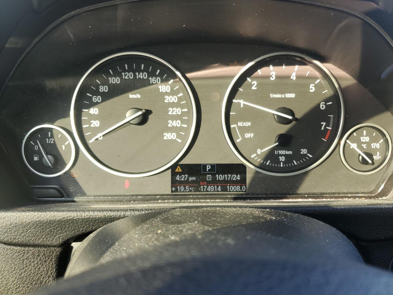 2013 BMW 3 Series 328i xDrive Photo4