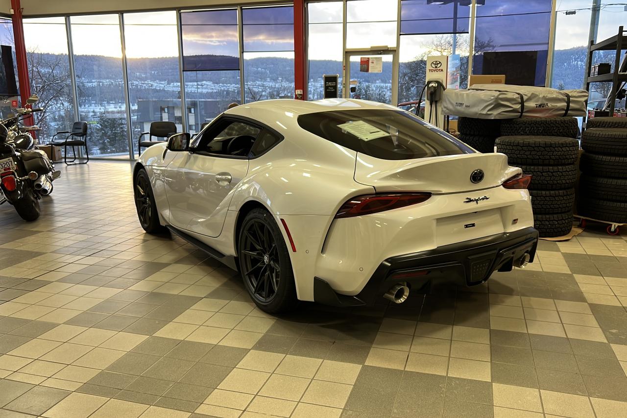 2025 Toyota Supra GR 3.0T MT Premium Photo