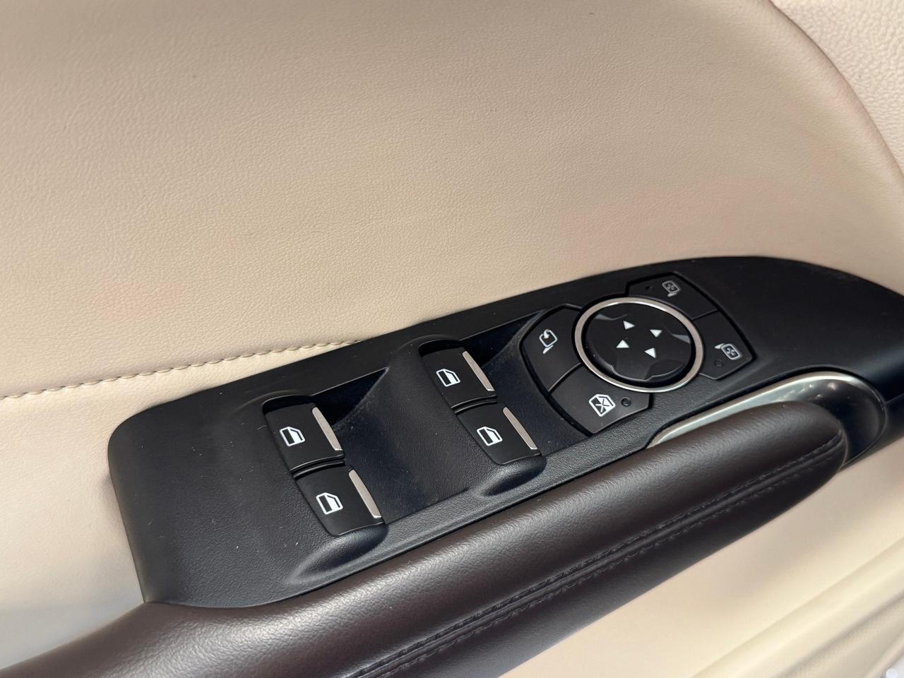 2016 Lincoln MKC Select AWD+GPS+Camera+Blind Spot+CLEAN CARFAX - Photo #50