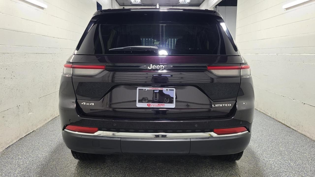 2023 Jeep Grand Cherokee  - Photo #5