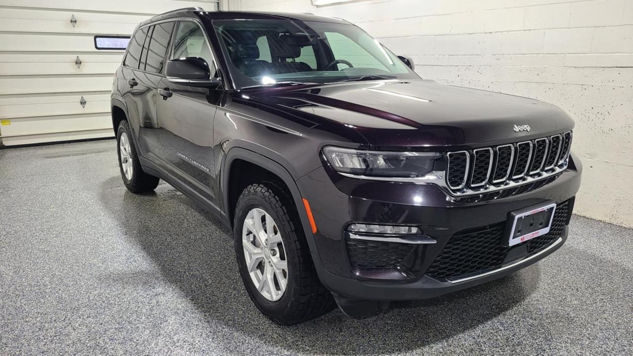 2023 Jeep Grand Cherokee  - Photo #3