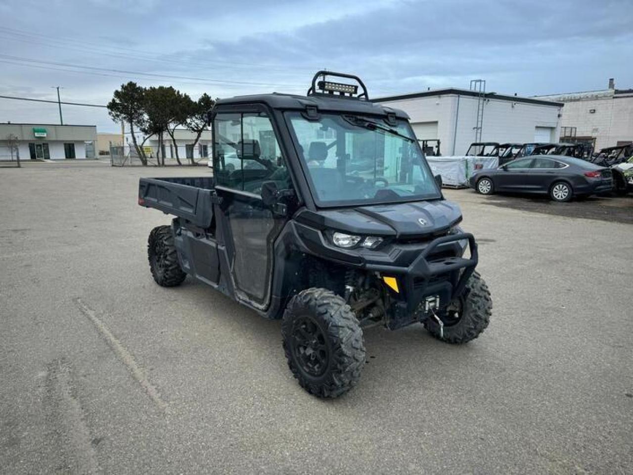 2020 Can-Am DEFENDER XT CAB HD10 $129 B/W - Photo #4