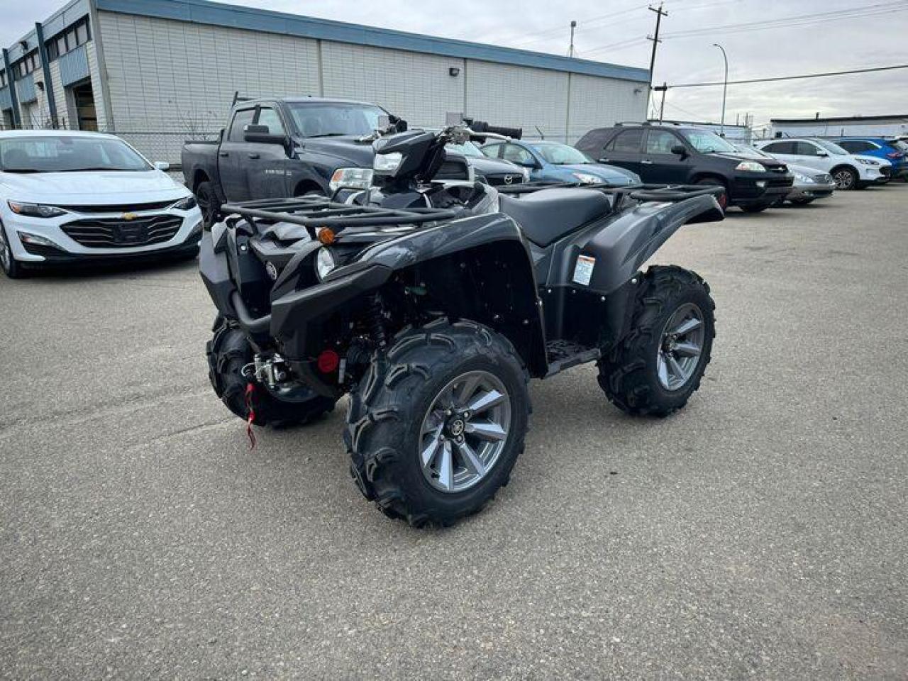2025 Yamaha Grizzly 700 EPS SE $114 B/W