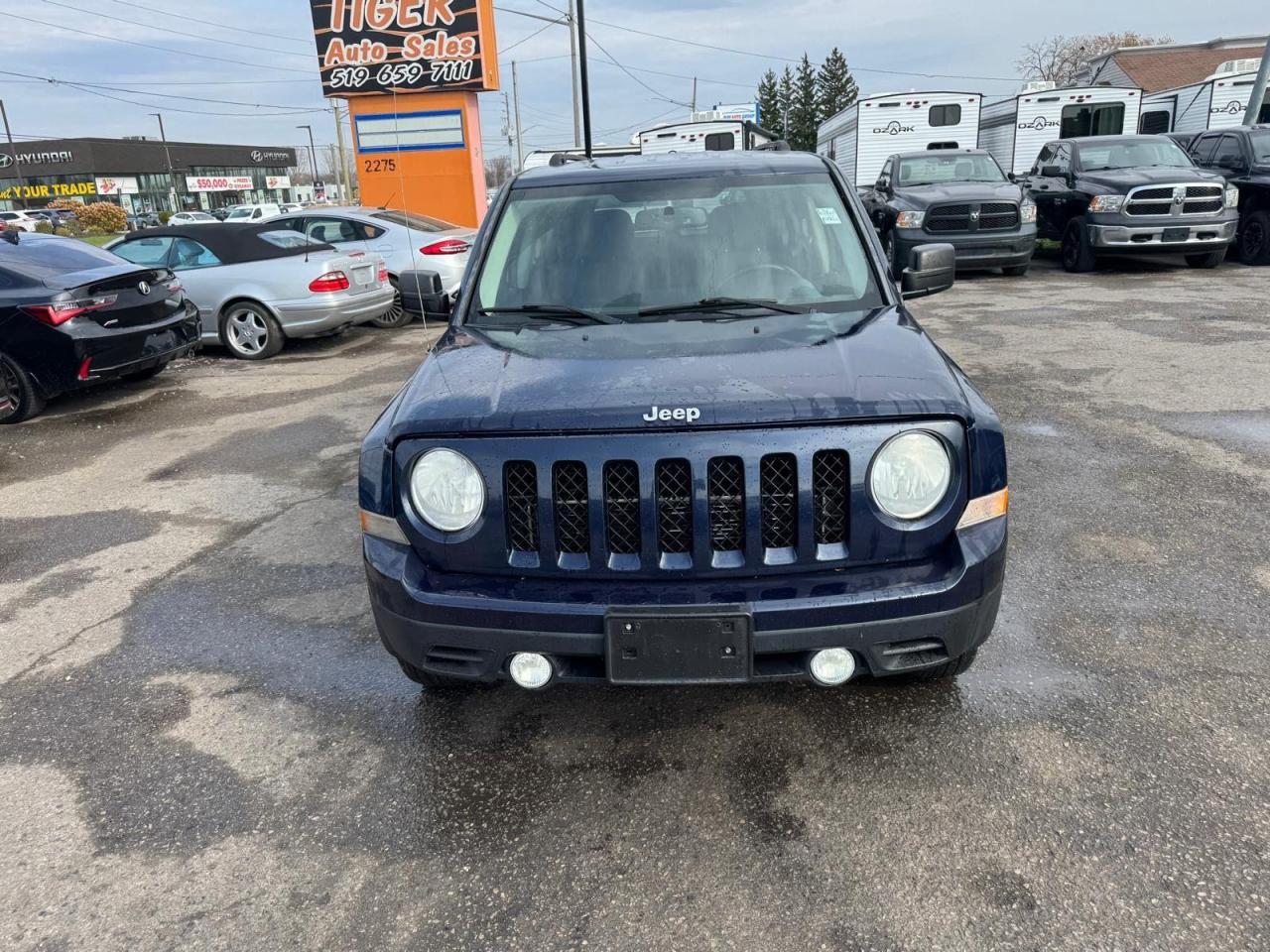 2012 Jeep Patriot NORTH, 4 CYL, 4X4, GREAT ON FUEL, AS IS - Photo #8