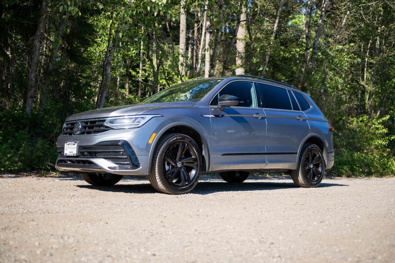 Used 2023 Volkswagen Tiguan Comfortline R-Line Black for sale in Surrey, BC