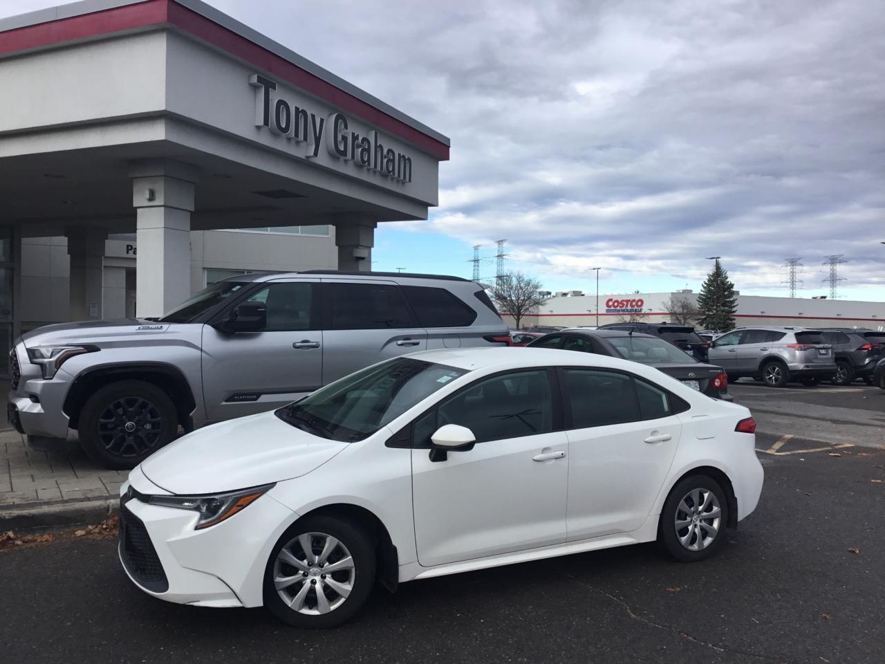 Used 2020 Toyota Corolla LE for sale in Ottawa, ON