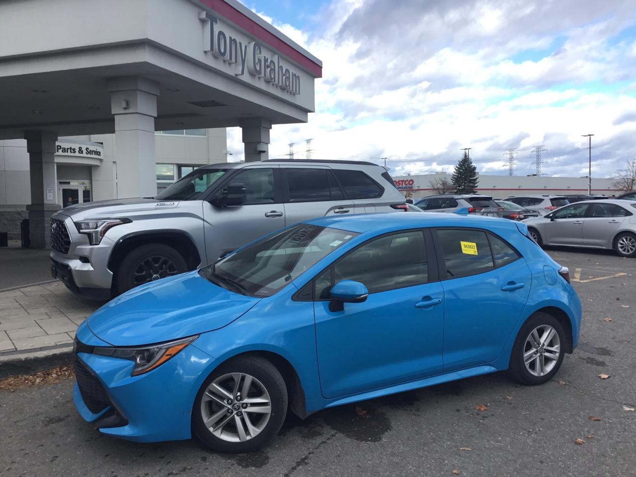 Used 2022 Toyota Corolla Hatchback SE Model for sale in Ottawa, ON