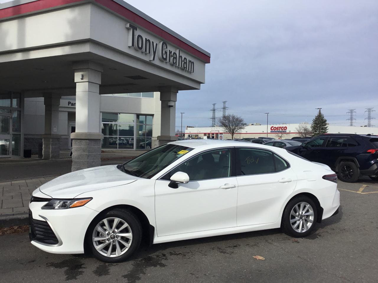 Used 2024 Toyota Camry HYBRID LE for sale in Ottawa, ON