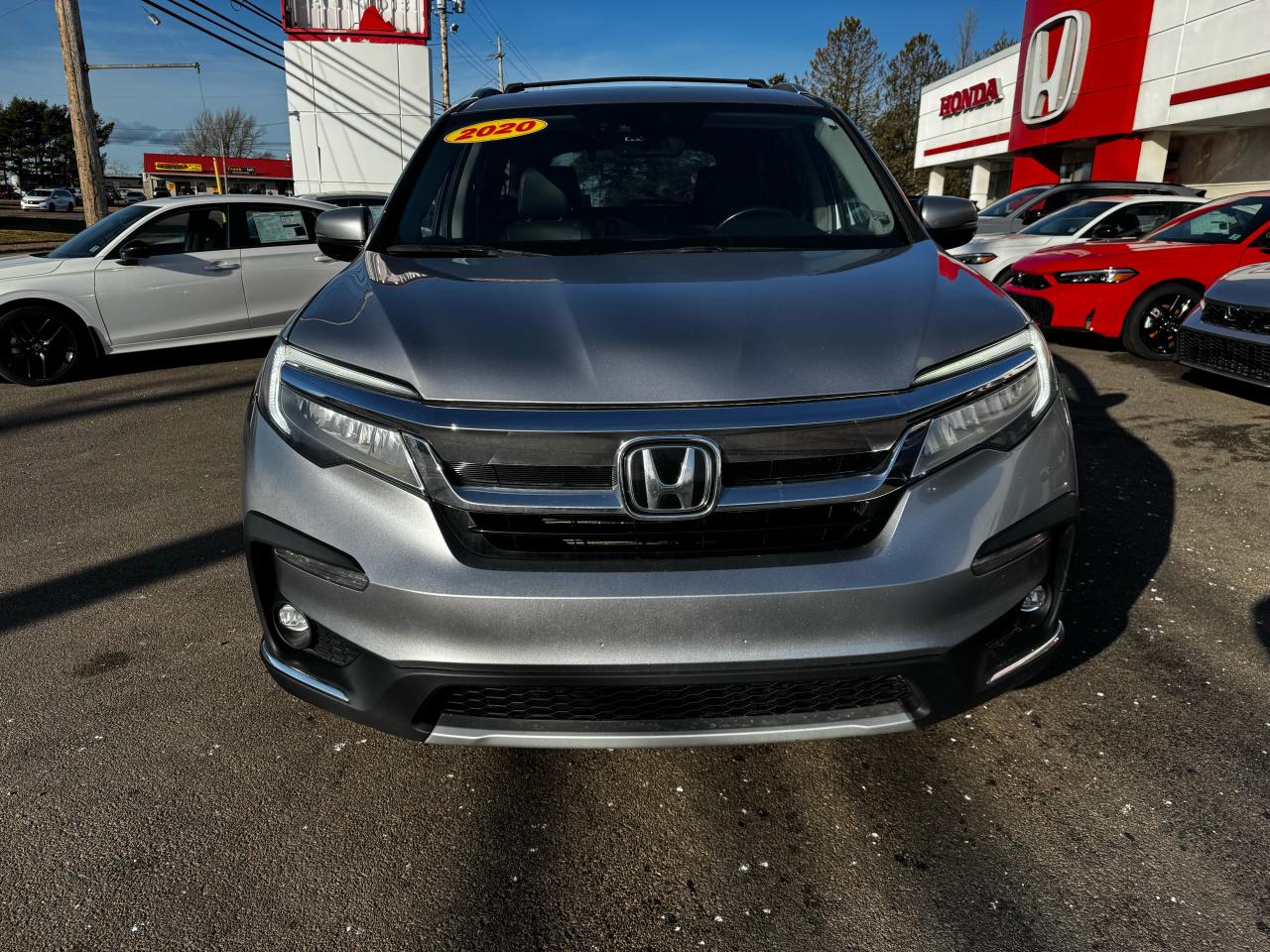 2020 Honda Pilot Touring 7-Passenger Photo1