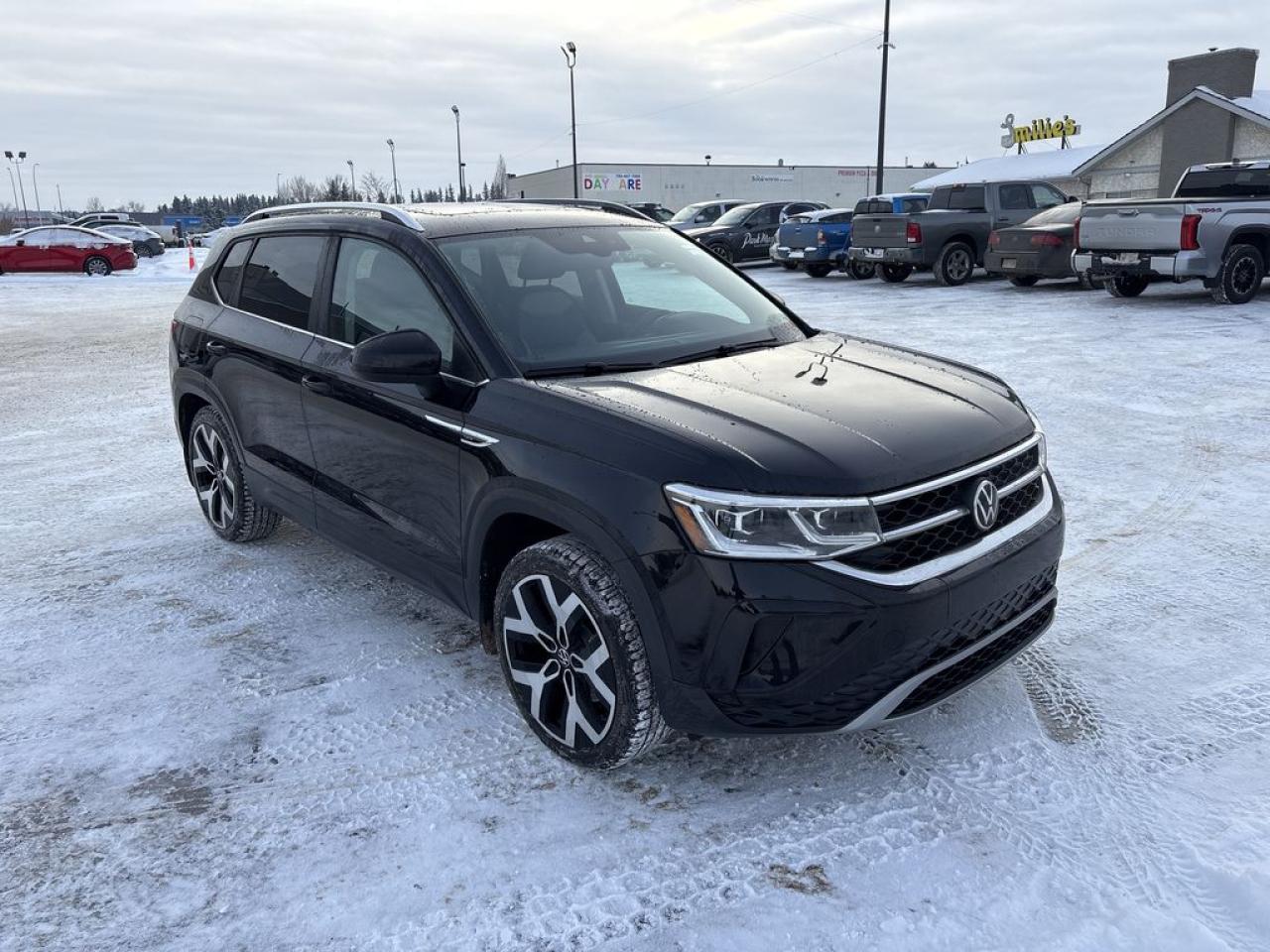 Used 2022 Volkswagen Taos Highline for sale in Sherwood Park, AB