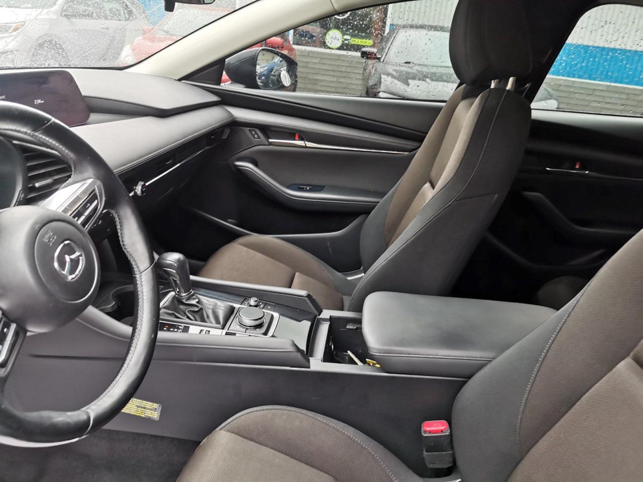 2019 Mazda MAZDA3  - Photo #13