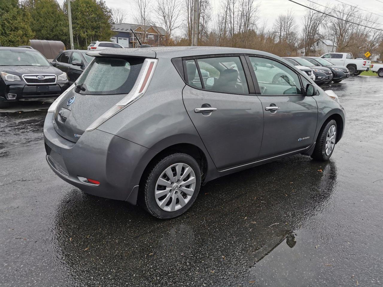 2015 Nissan Leaf S - Photo #5