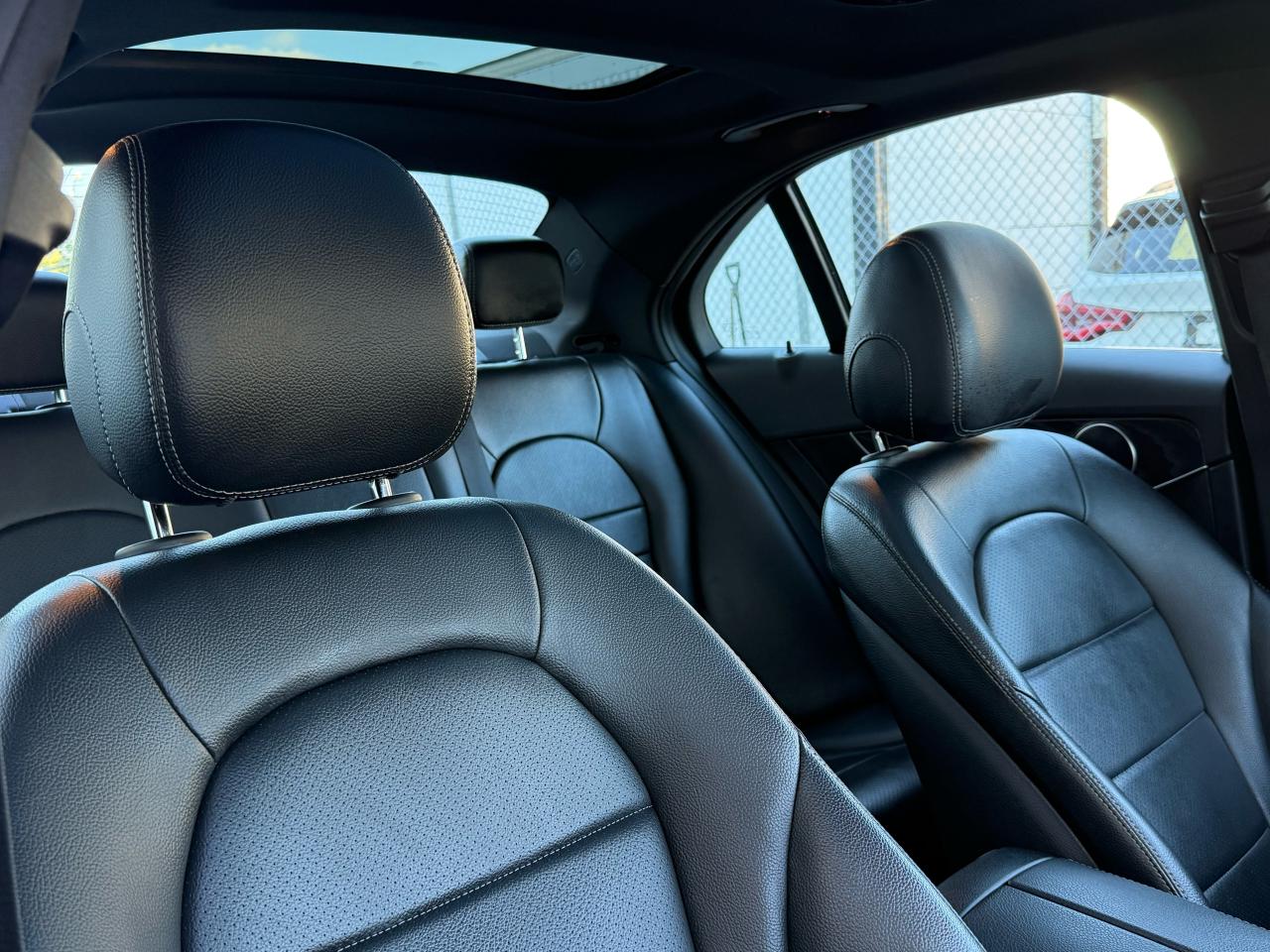 2019 Mercedes-Benz C-Class C 300 AMG|NAVI|BACKUP|SUNROOF - Photo #12