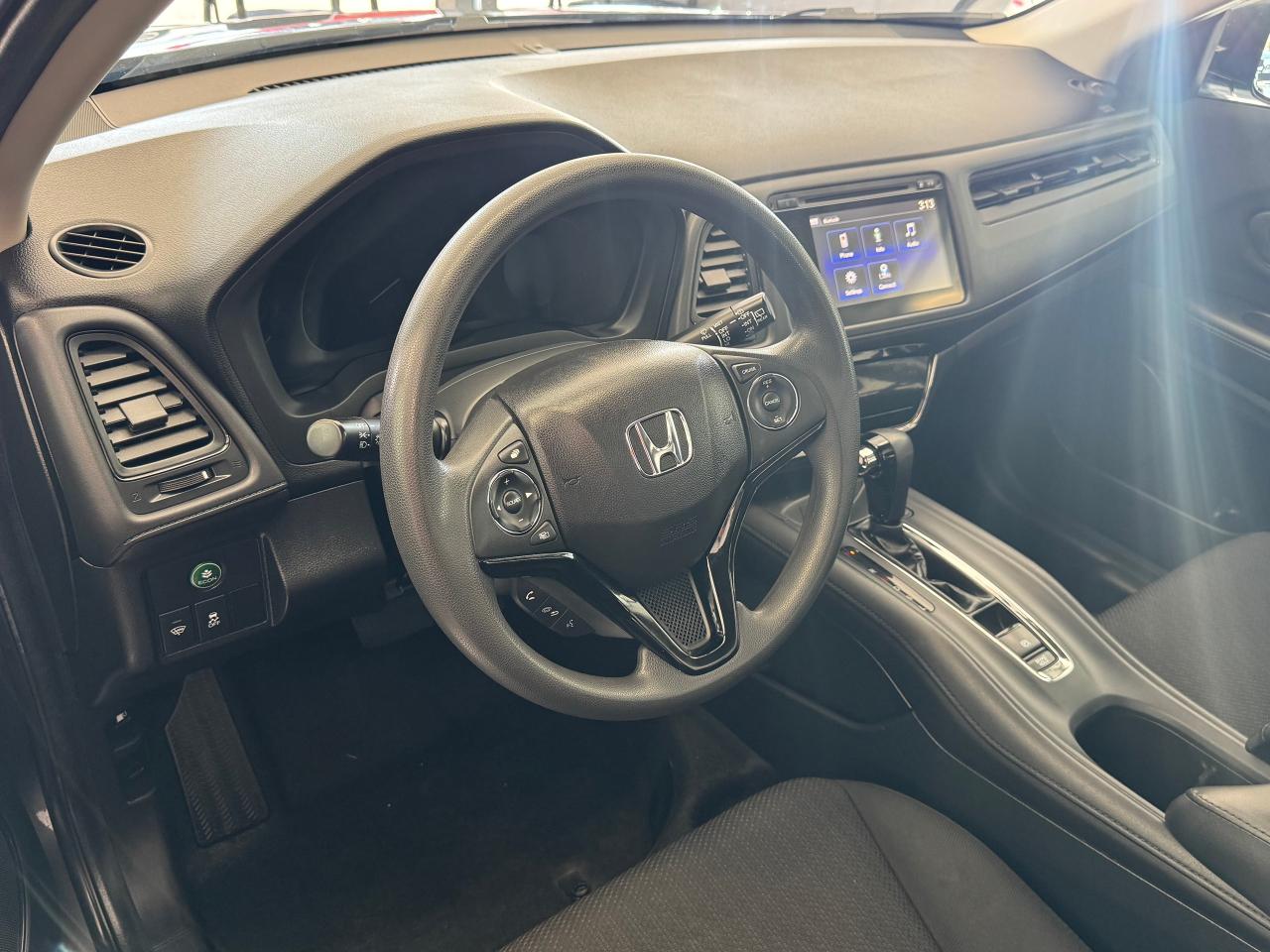 2016 Honda HR-V LX AWD+Camera+Heated Seats+A/C+CLEAN CARFAX - Photo #18