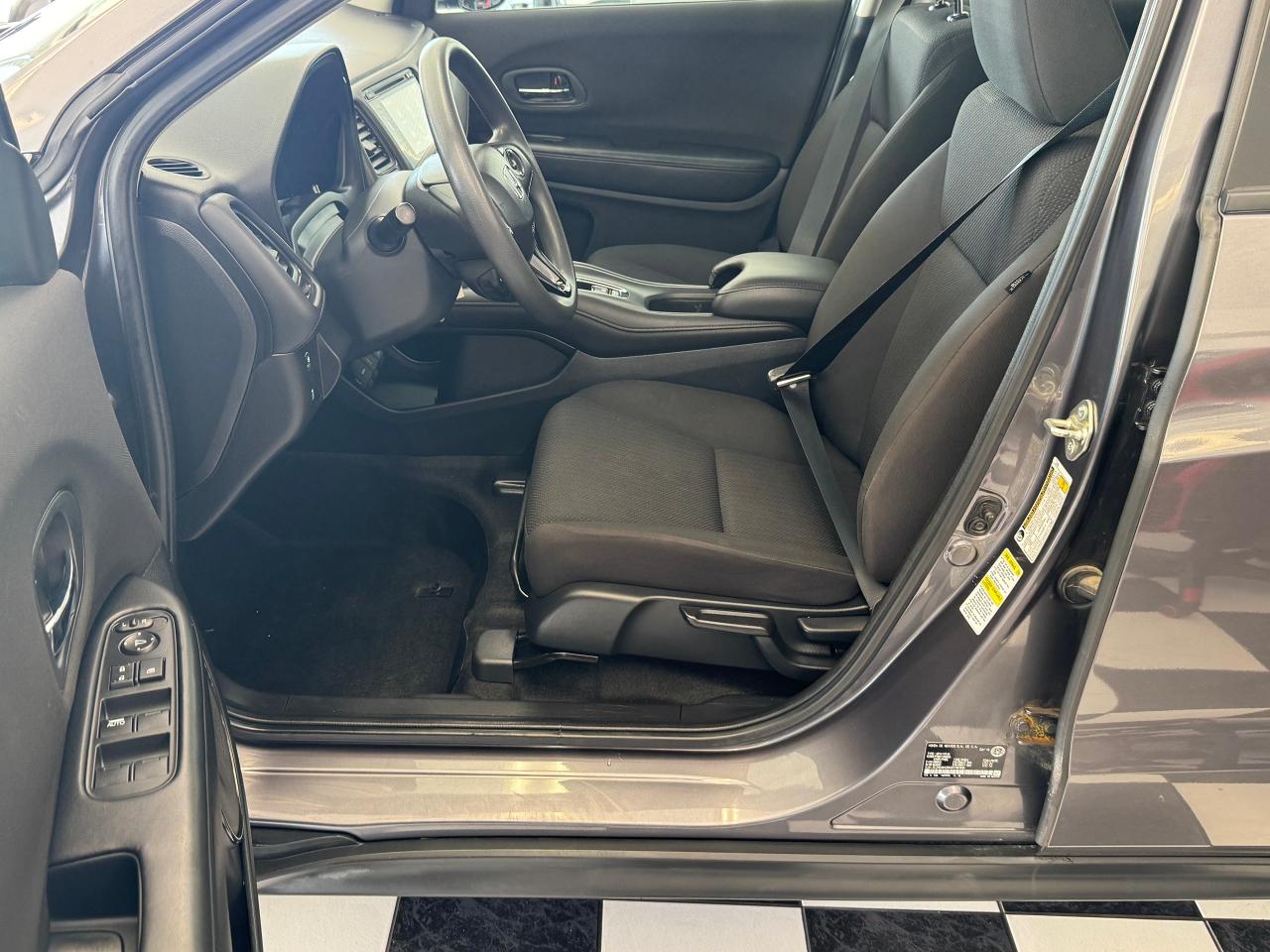 2016 Honda HR-V LX AWD+Camera+Heated Seats+A/C+CLEAN CARFAX - Photo #19