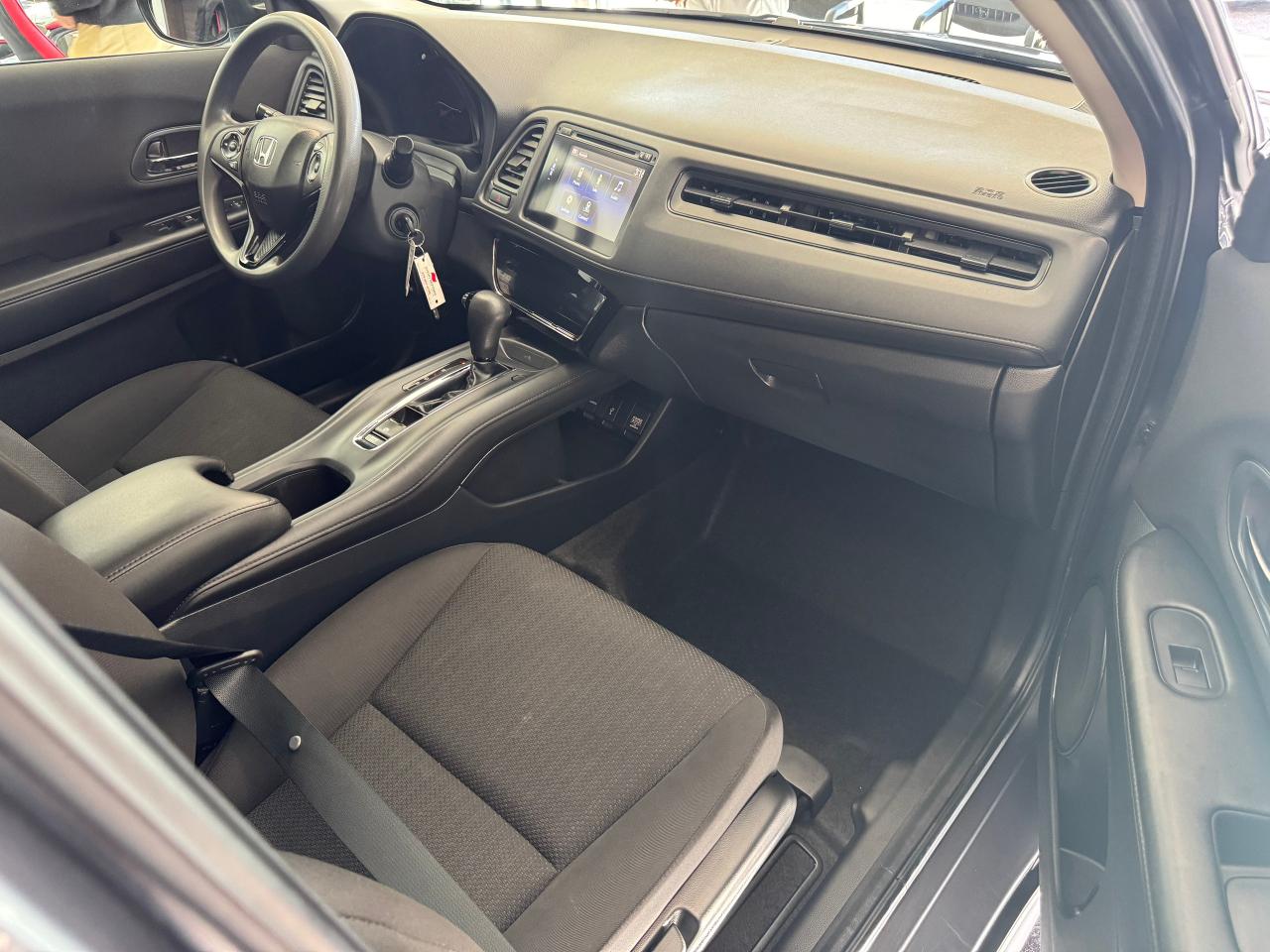 2016 Honda HR-V LX AWD+Camera+Heated Seats+A/C+CLEAN CARFAX - Photo #21