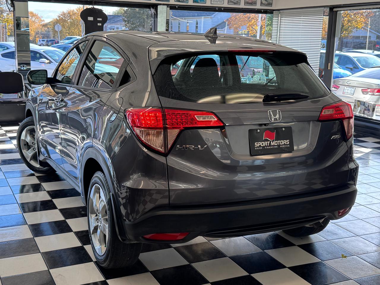 2016 Honda HR-V LX AWD+Camera+Heated Seats+A/C+CLEAN CARFAX - Photo #14