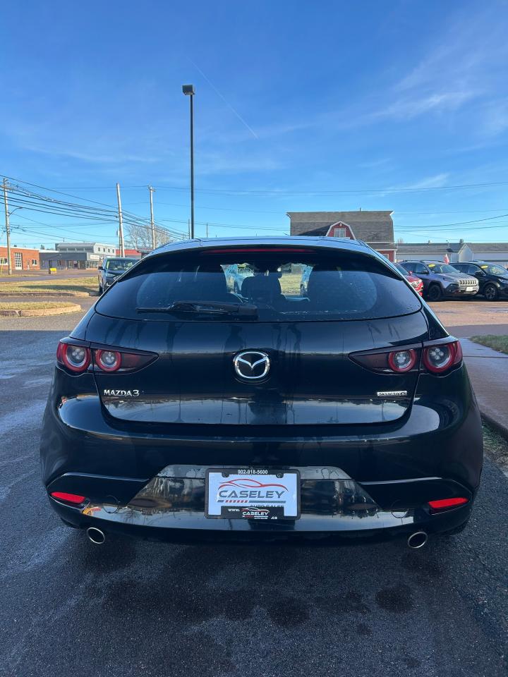 2020 Mazda MAZDA3 Sport GS - Photo #5