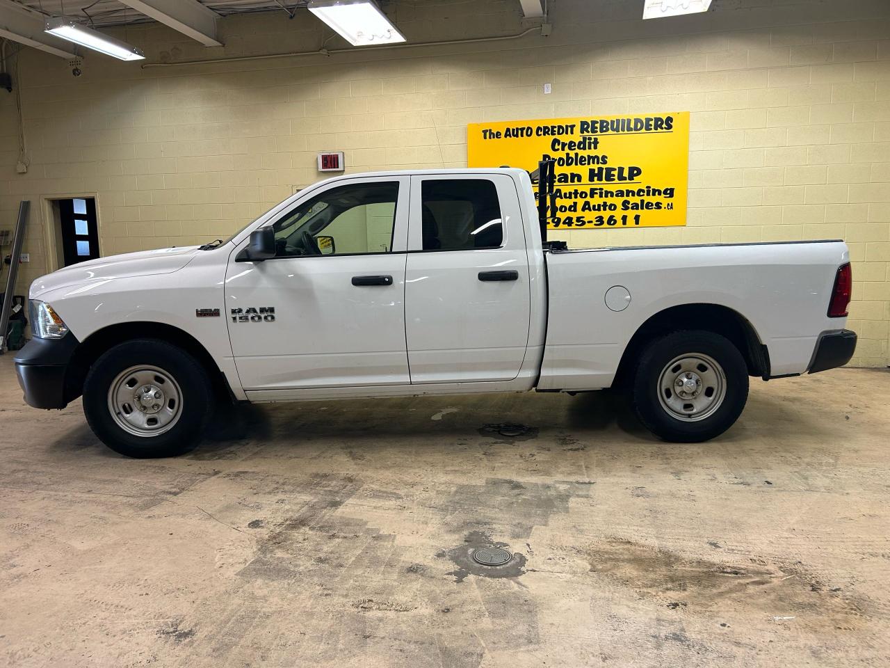 2017 RAM 1500 TRADESMAN - Photo #4