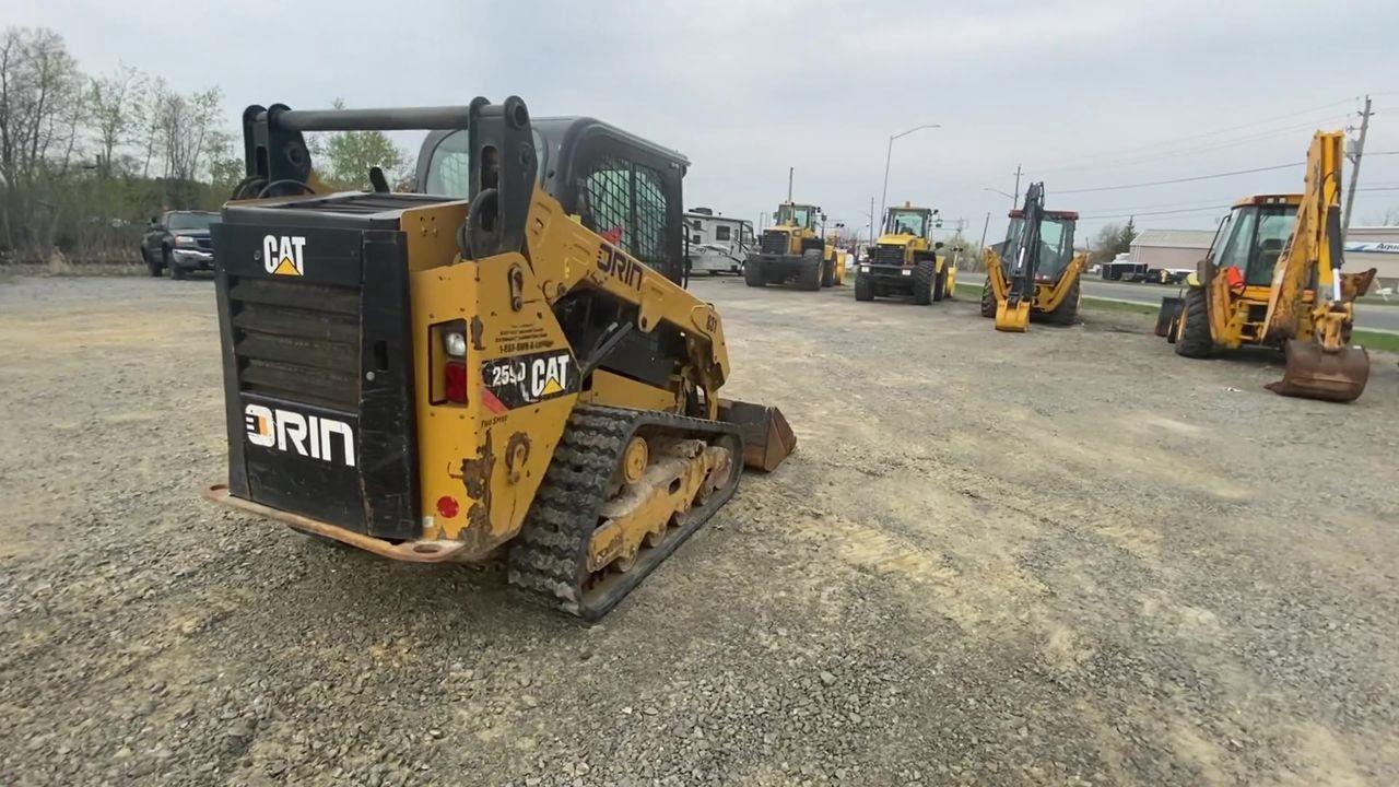 2015 CATERPILLAR 259DLRC COMPACT TRACK LOADER 6625 HRS - BKT - AUX HYD - A/C CAB - JOYSTICK STRG - REAR VIEW CAMERA Photo