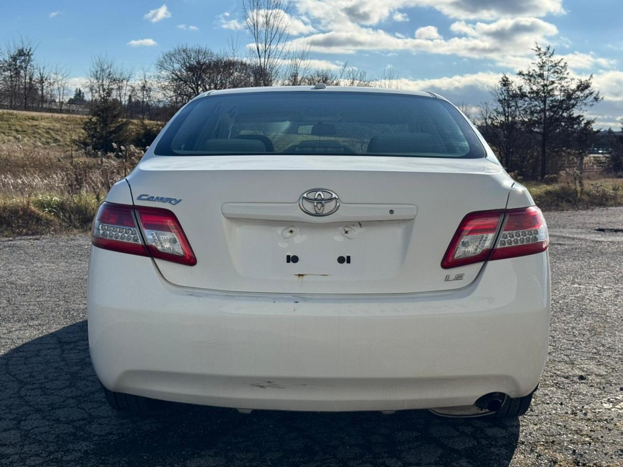 2011 Toyota Camry LE | LOW KM | SERVICE RECORDS Photo3