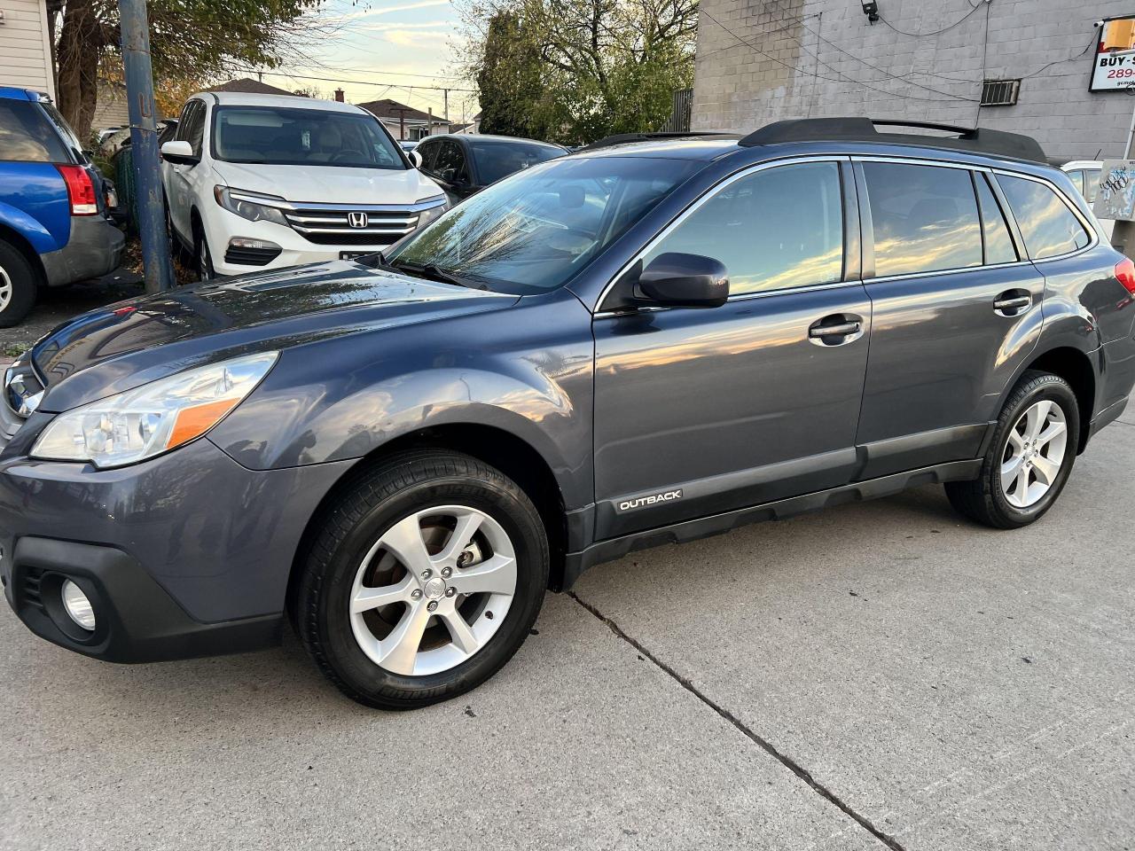 2014 Subaru Outback 4dr Wgn H4 Auto 2.5i Limited - Photo #4