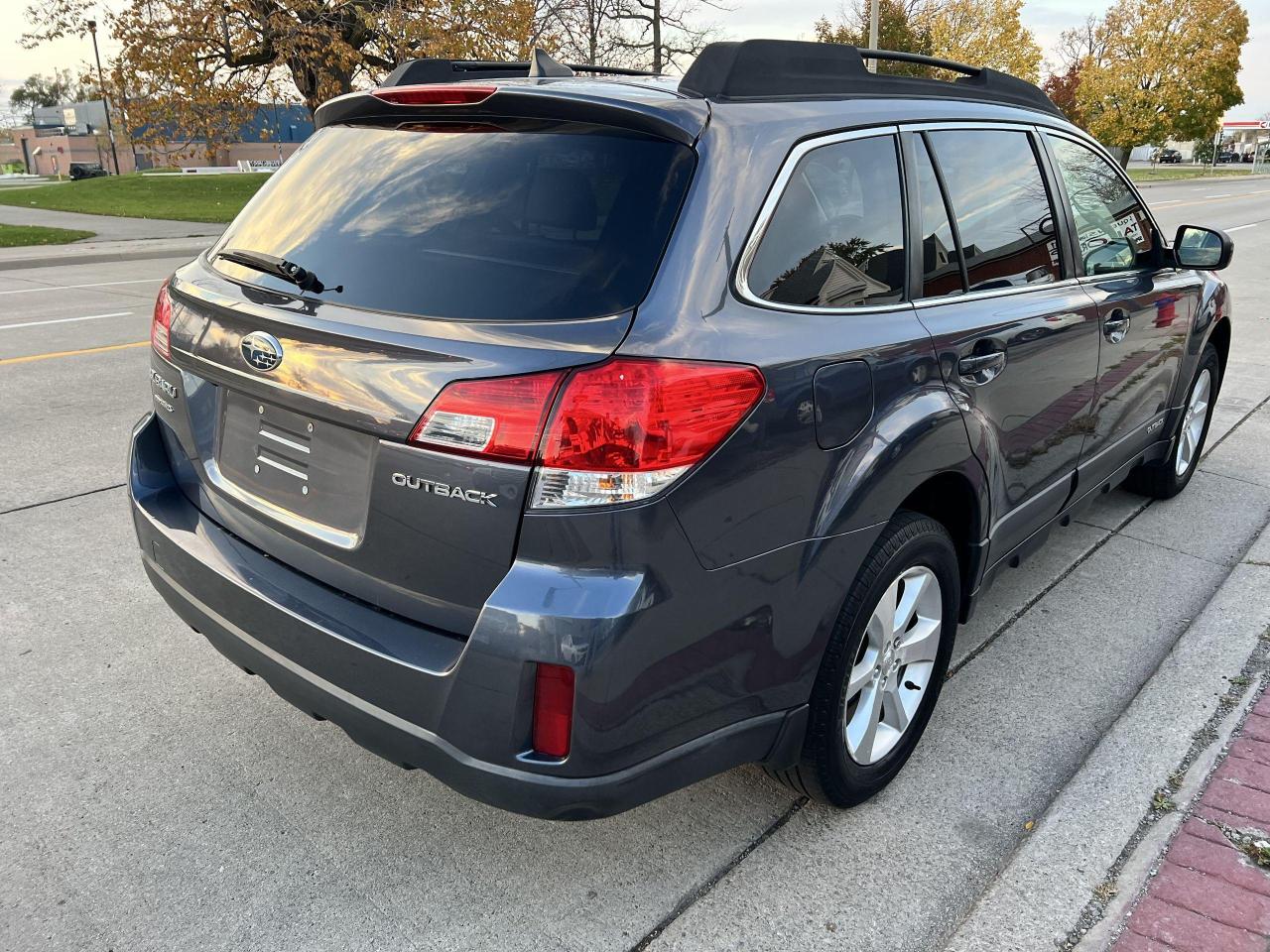 2014 Subaru Outback 4dr Wgn H4 Auto 2.5i Limited - Photo #8