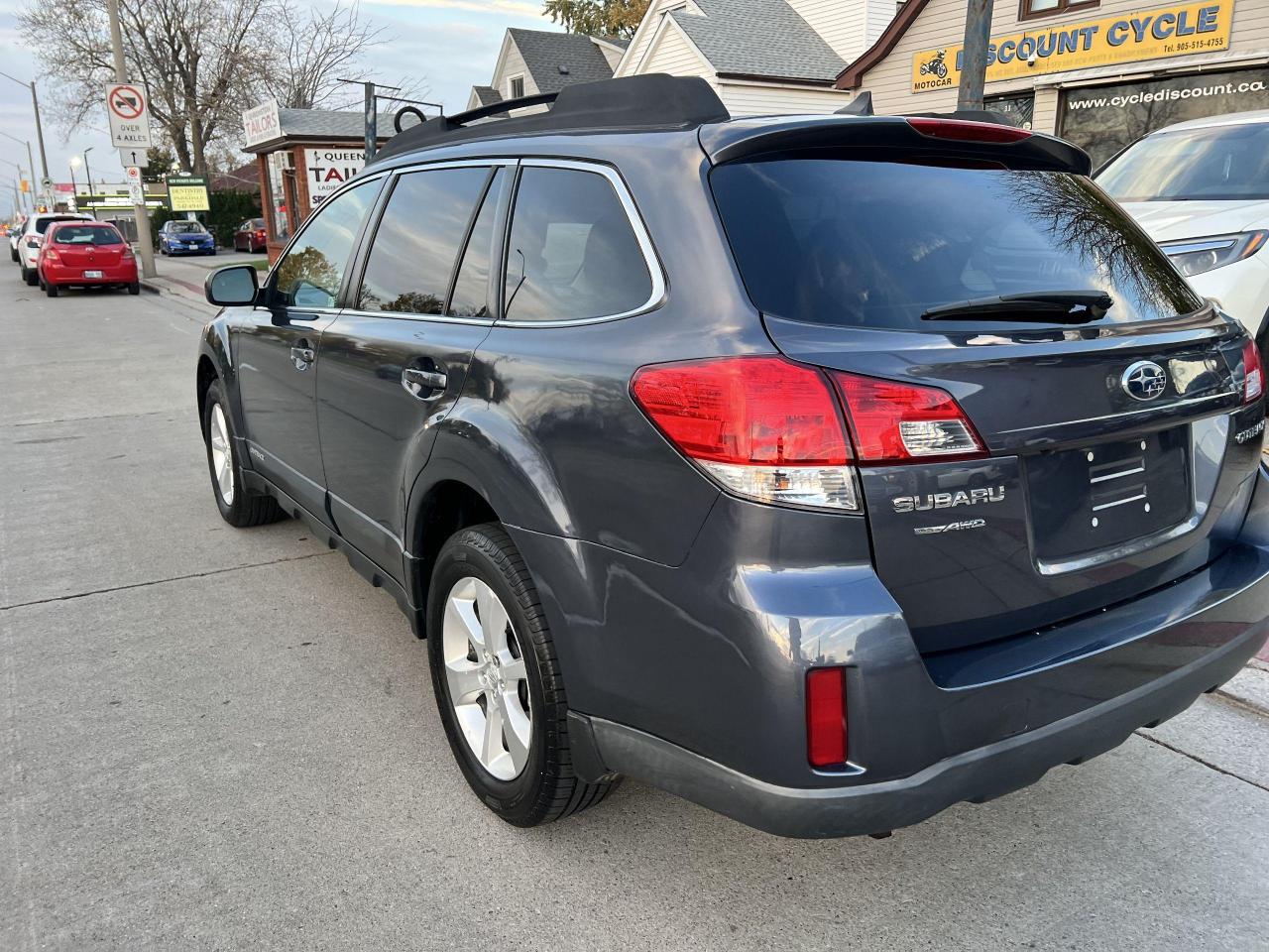 2014 Subaru Outback 4dr Wgn H4 Auto 2.5i Limited - Photo #12