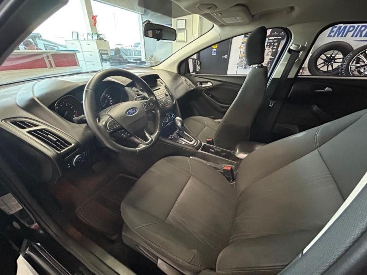 2015 Ford Focus SE  NO ACCIDENTS Photo