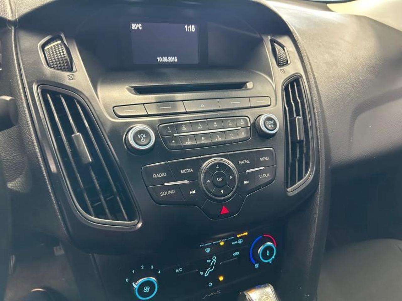 2015 Ford Focus SE  NO ACCIDENTS Photo