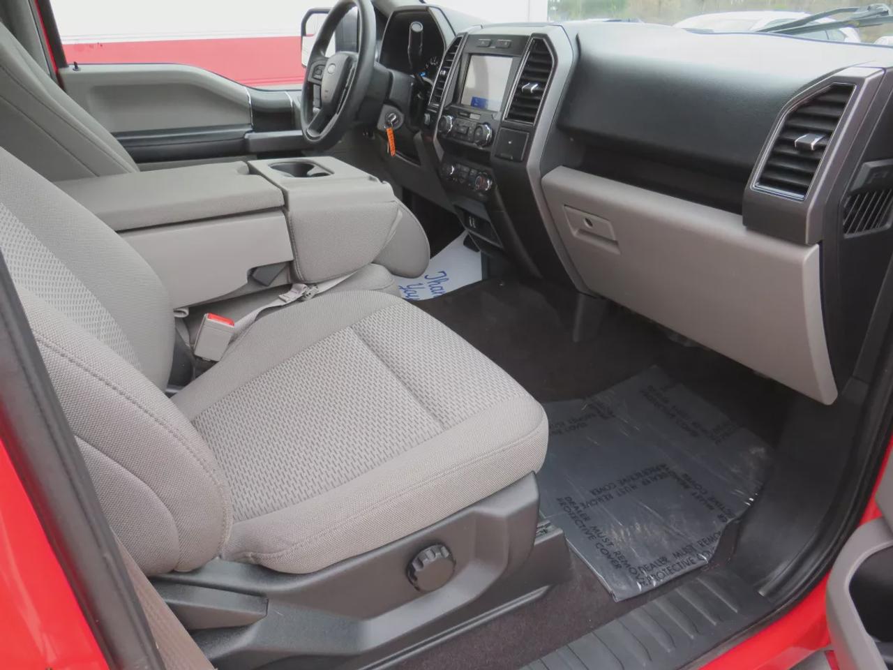 2020 Ford F-150 XLT  | Clean Title | No Accidents | Safety Certified | Running Boards | Running Boards | Trailer Hitch | Front Tow Hooks | Fog Lights | Digital Touchscreen | Reverse Camera | Usb/Aux | Cruise Control | Bluetooth Photo