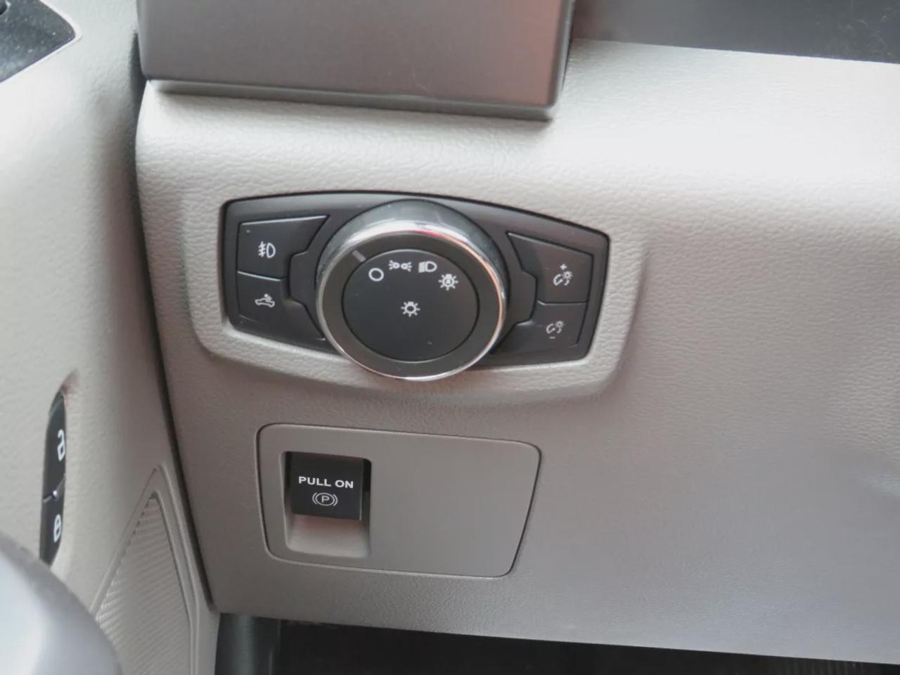 2020 Ford F-150 XLT  | Clean Title | No Accidents | Safety Certified | Running Boards | Running Boards | Trailer Hitch | Front Tow Hooks | Fog Lights | Digital Touchscreen | Reverse Camera | Usb/Aux | Cruise Control | Bluetooth Photo