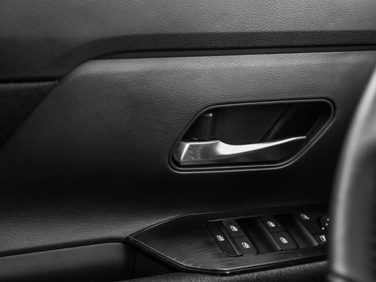 2025 Nissan Kicks SV  - Heated Seats Photo