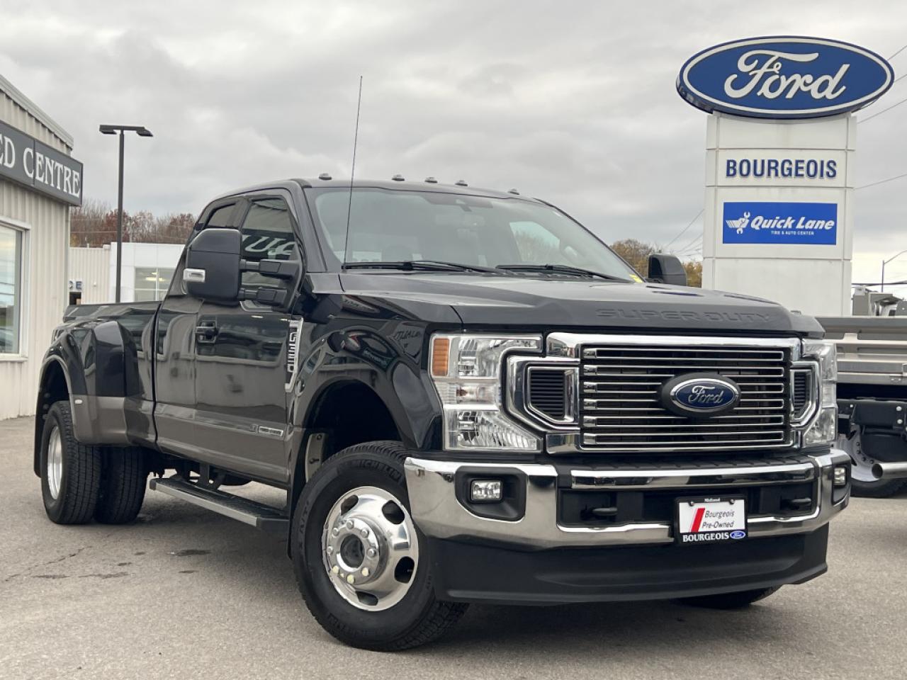 Used 2021 Ford F-350 Super Duty Lariat  DRW for sale in Midland, ON