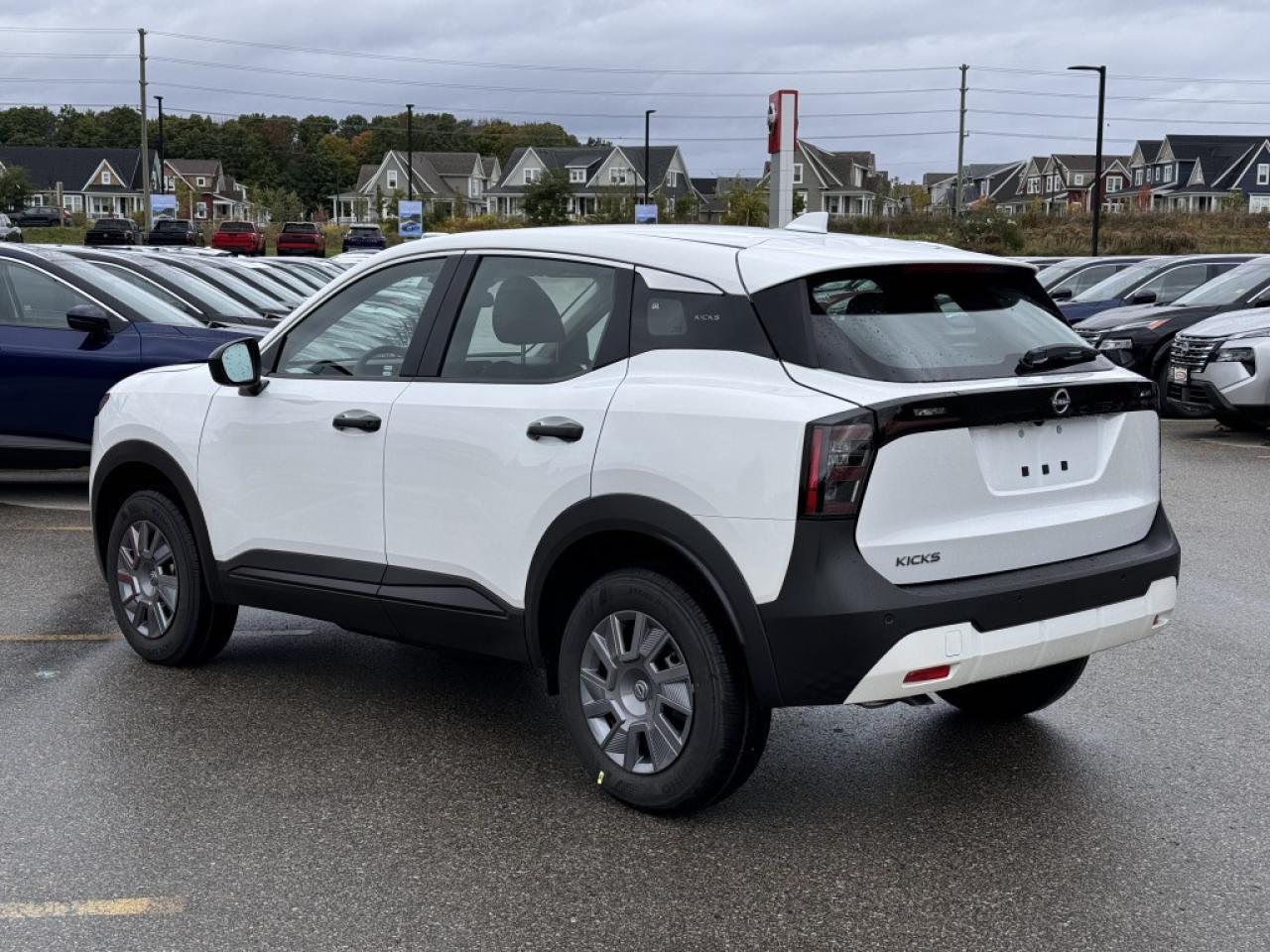 2025 Nissan Kicks S FWD Photo