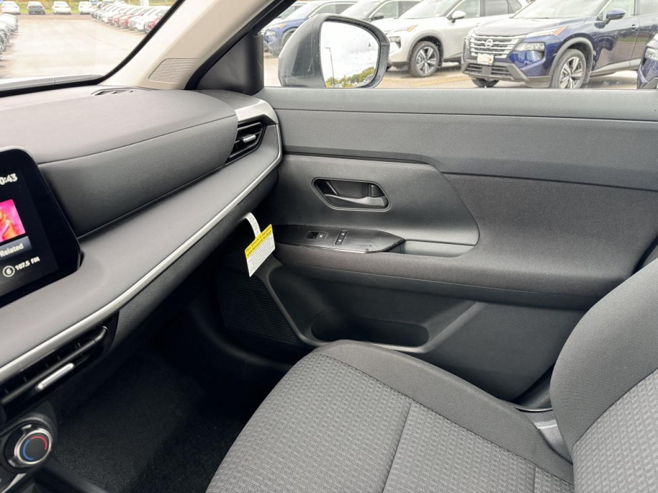 2025 Nissan Kicks S FWD Photo