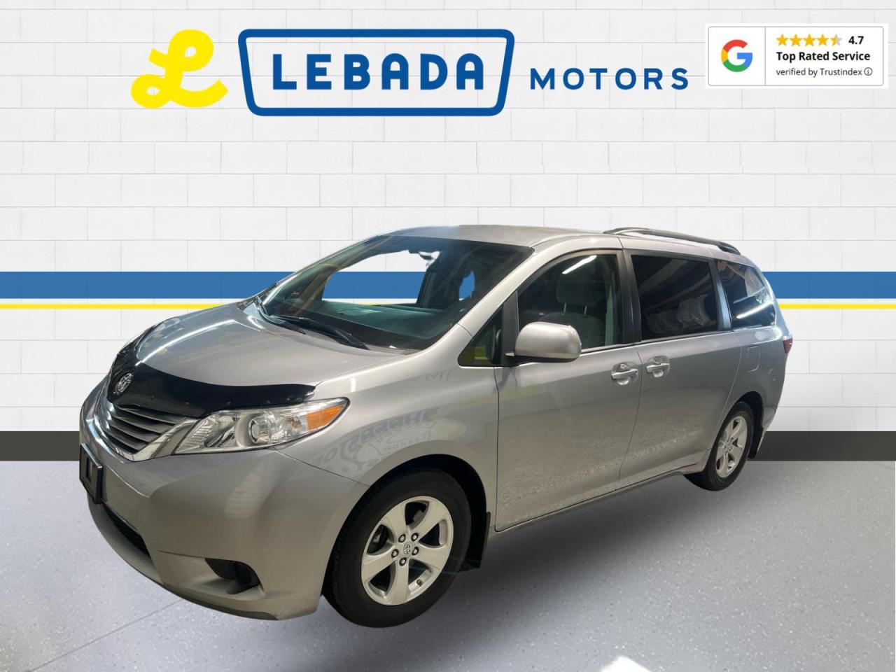 Used 2017 Toyota Sienna LE * 8 Passenger * Connected Navigation System *  Backup Camera * Compass * ECO Mode * Keyless Entry * Automatic/ Tiptronic Transmission for sale in Cambridge, ON