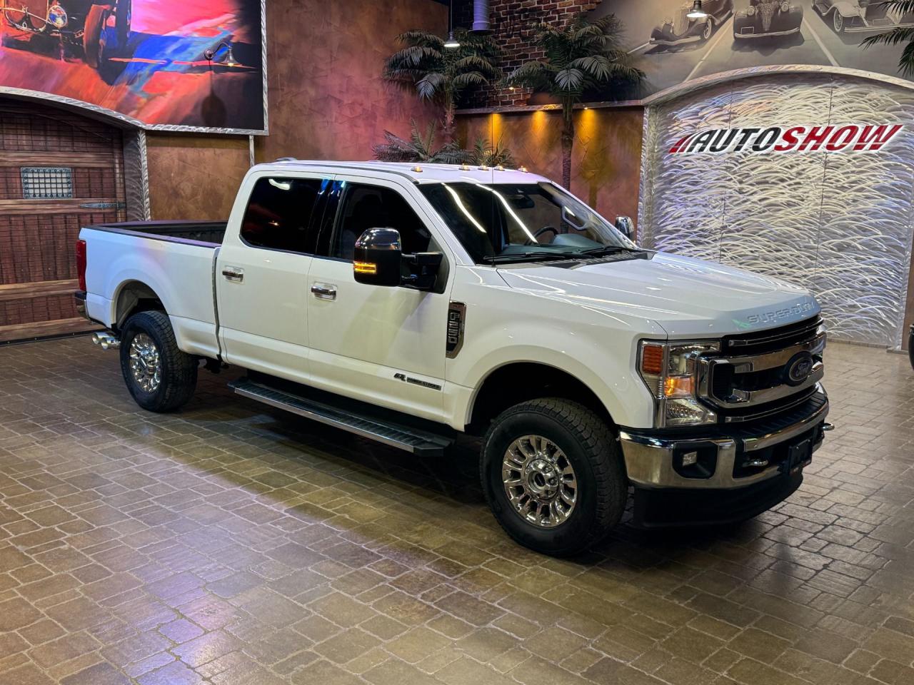 Used 2021 Ford F-250 Super Duty SRW XLT -LOW KMS, BUILT TOUGH!!! CLEAN CARFAX!!! for sale in Winnipeg, MB