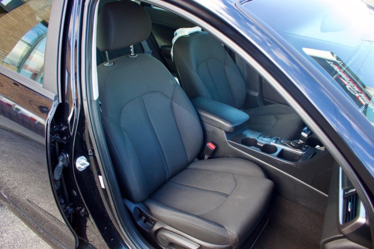 2017 Kia Optima LX - Photo #10